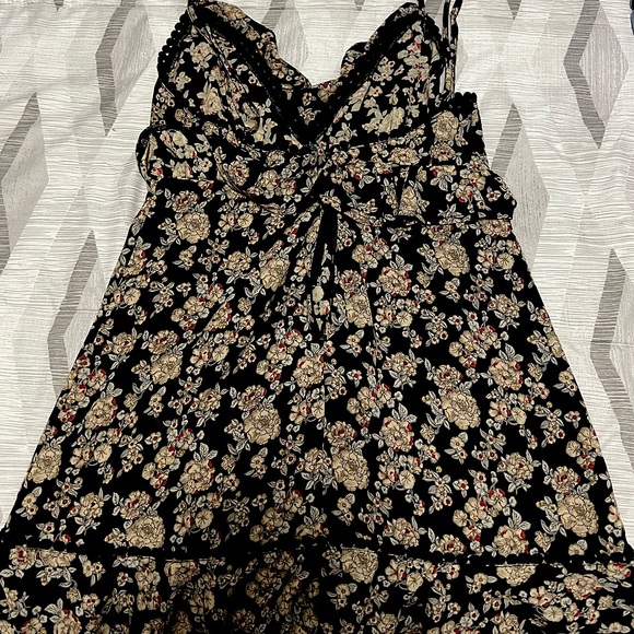 Flair the label, mini dress used once - Picture 2 of 3